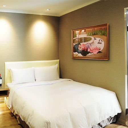 Garden Hotel Taichung Exterior photo