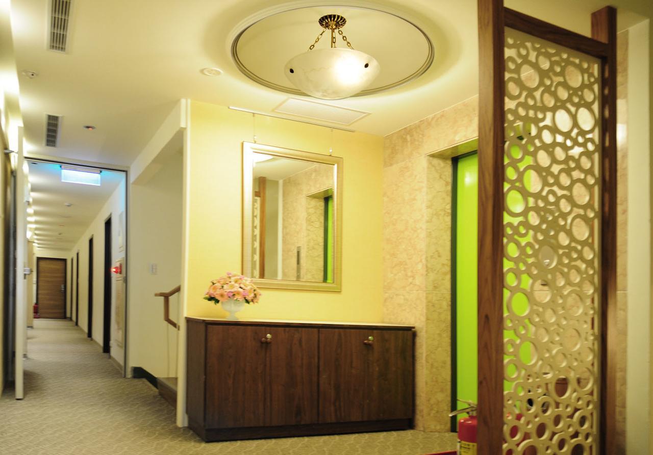 Garden Hotel Taichung Exterior photo