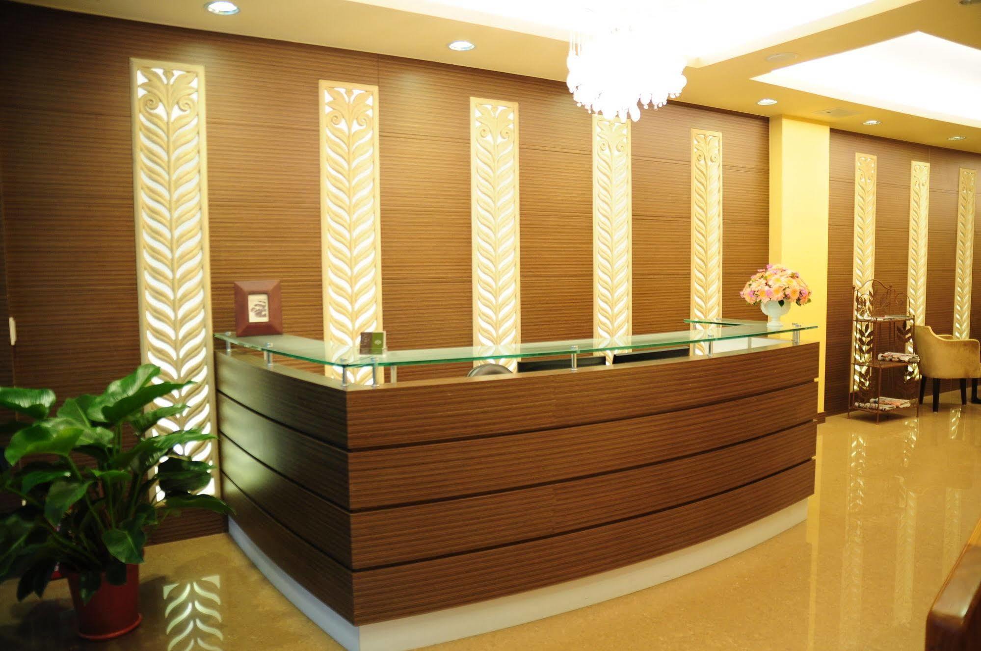 Garden Hotel Taichung Exterior photo